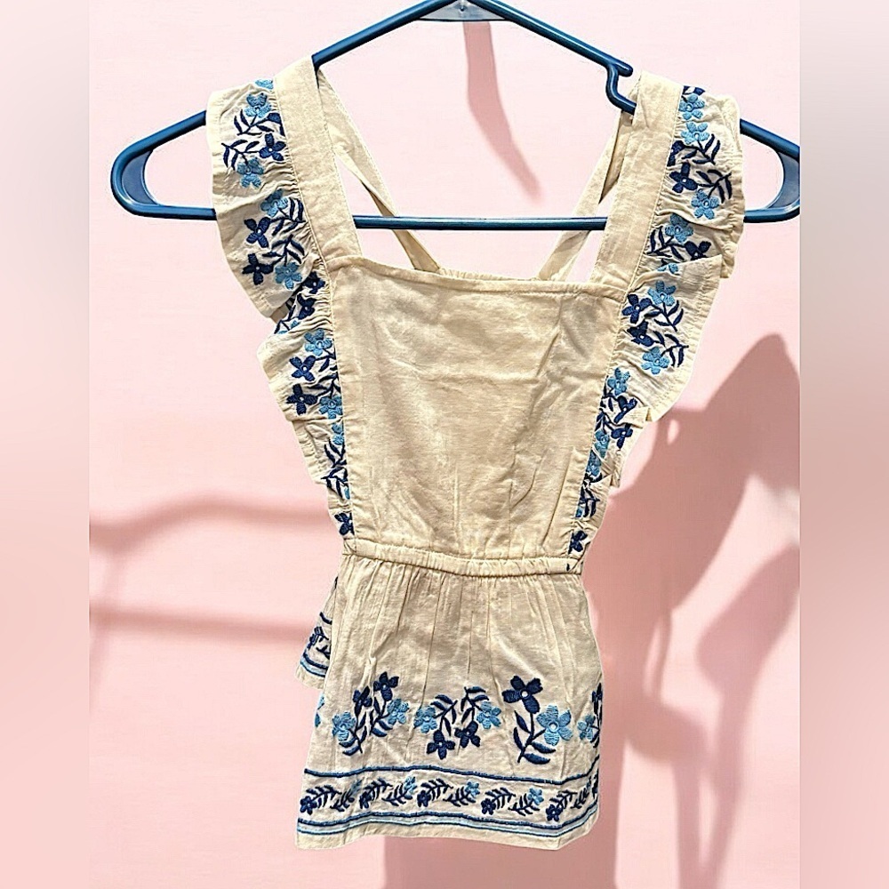 Old navy Embroidered Cream and Blue girls Top SMALL NEW WITH TAGS